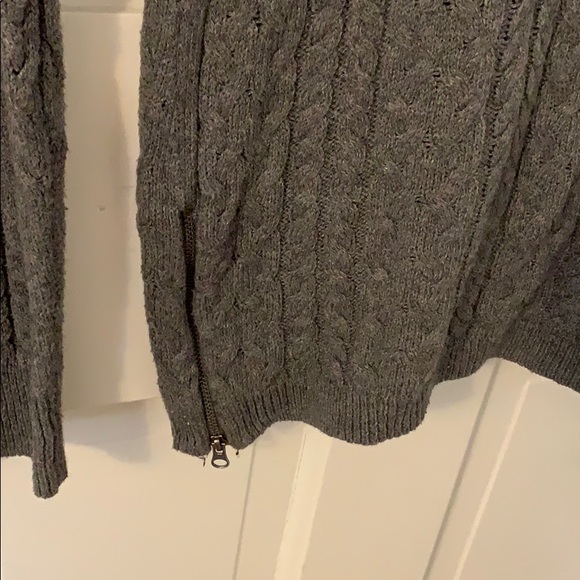 Grey American Eagle Sweater - Picture 4 of 6